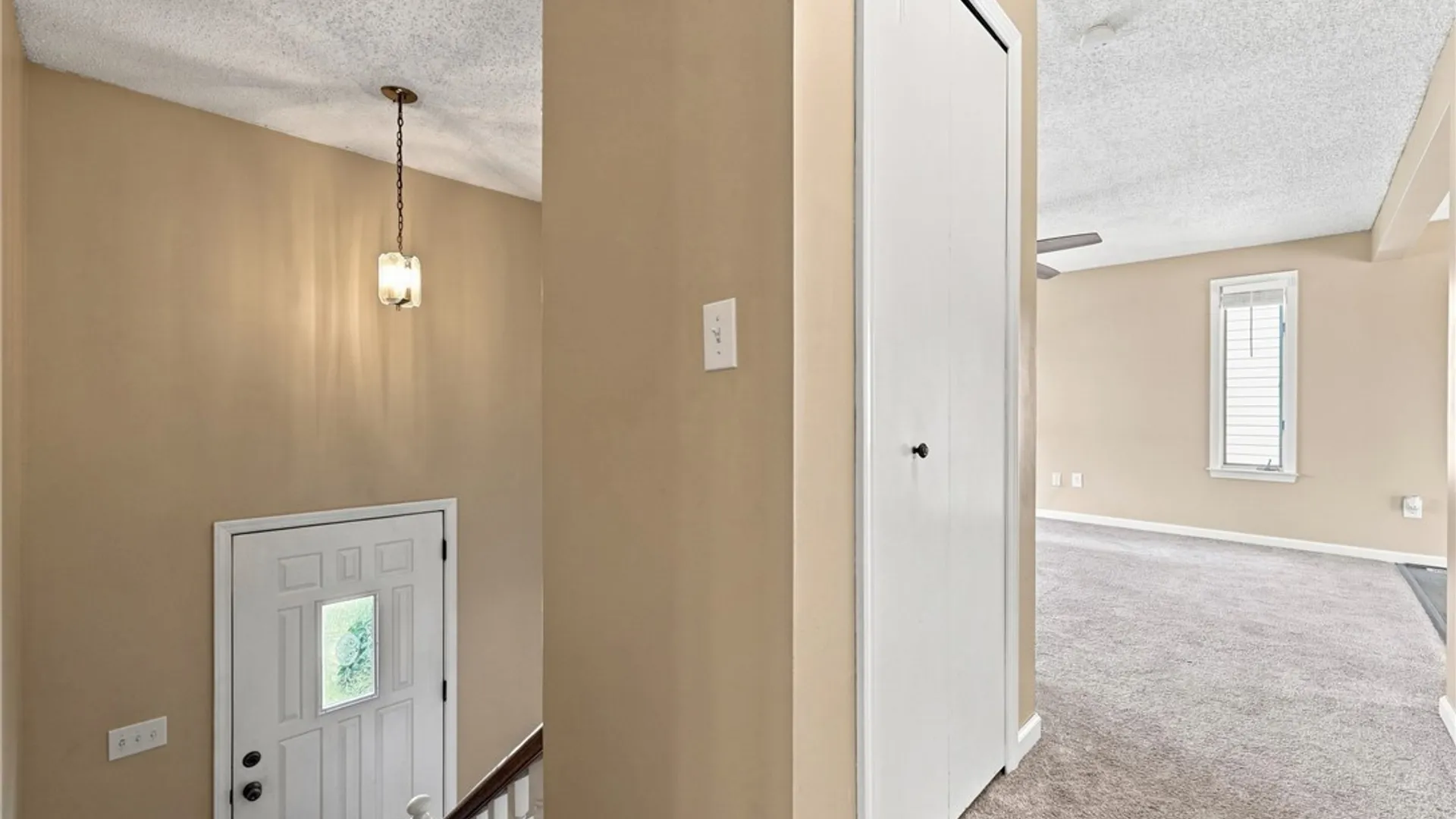 Property at 76 Doehaven Circle, Lancaster, NY 14043 5
