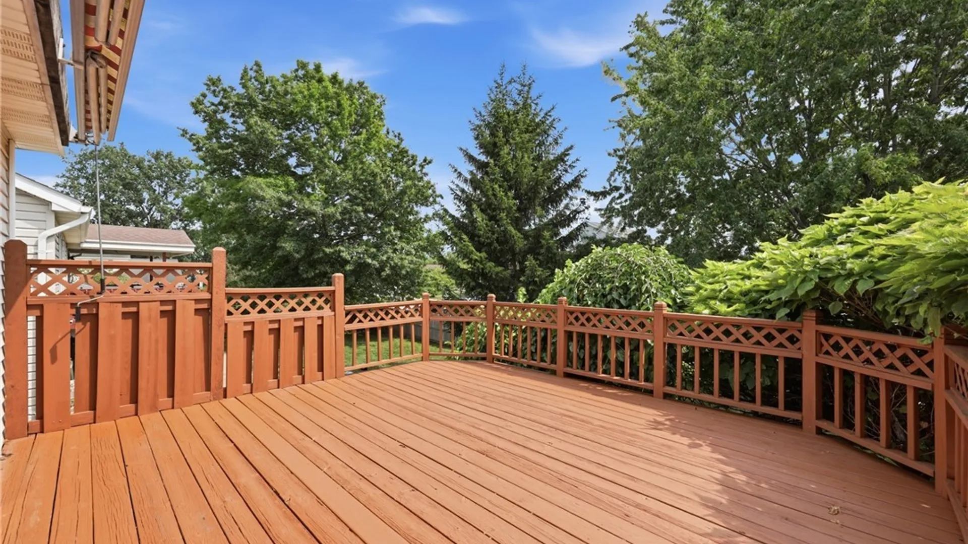 Property at 76 Doehaven Circle, Lancaster, NY 14043 44