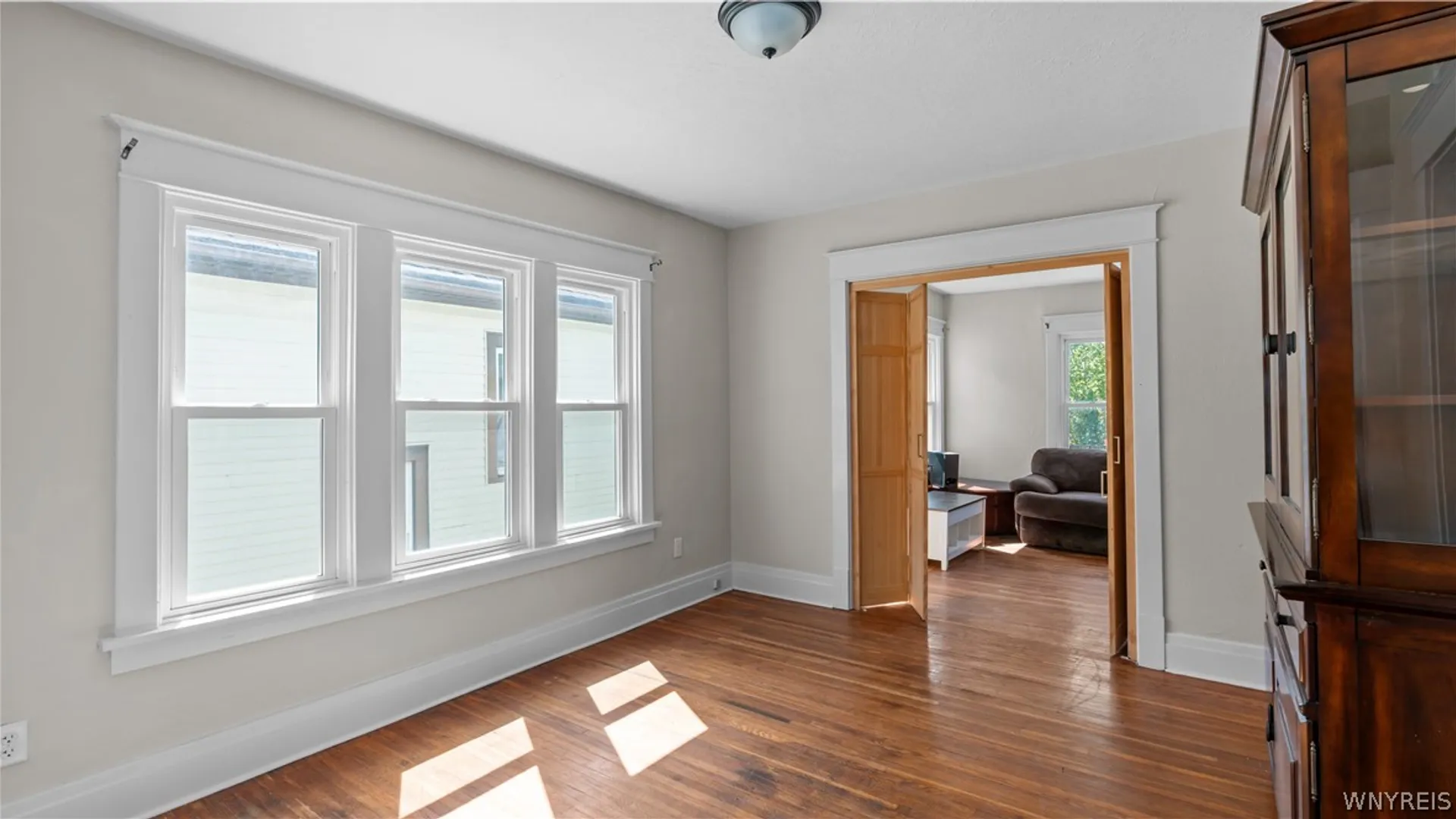 Property at 304 Taunton Place, Buffalo, NY 14216 22