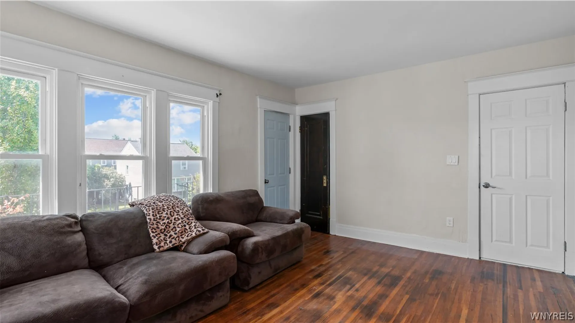 Property at 304 Taunton Place, Buffalo, NY 14216 25