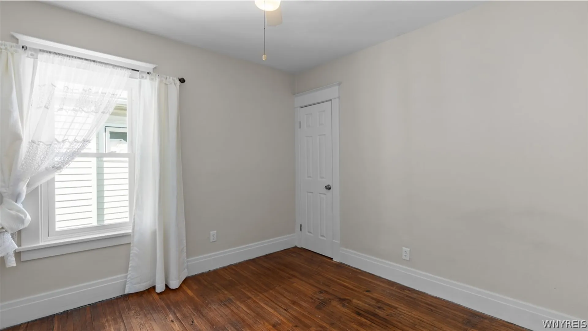 Property at 304 Taunton Place, Buffalo, NY 14216 29