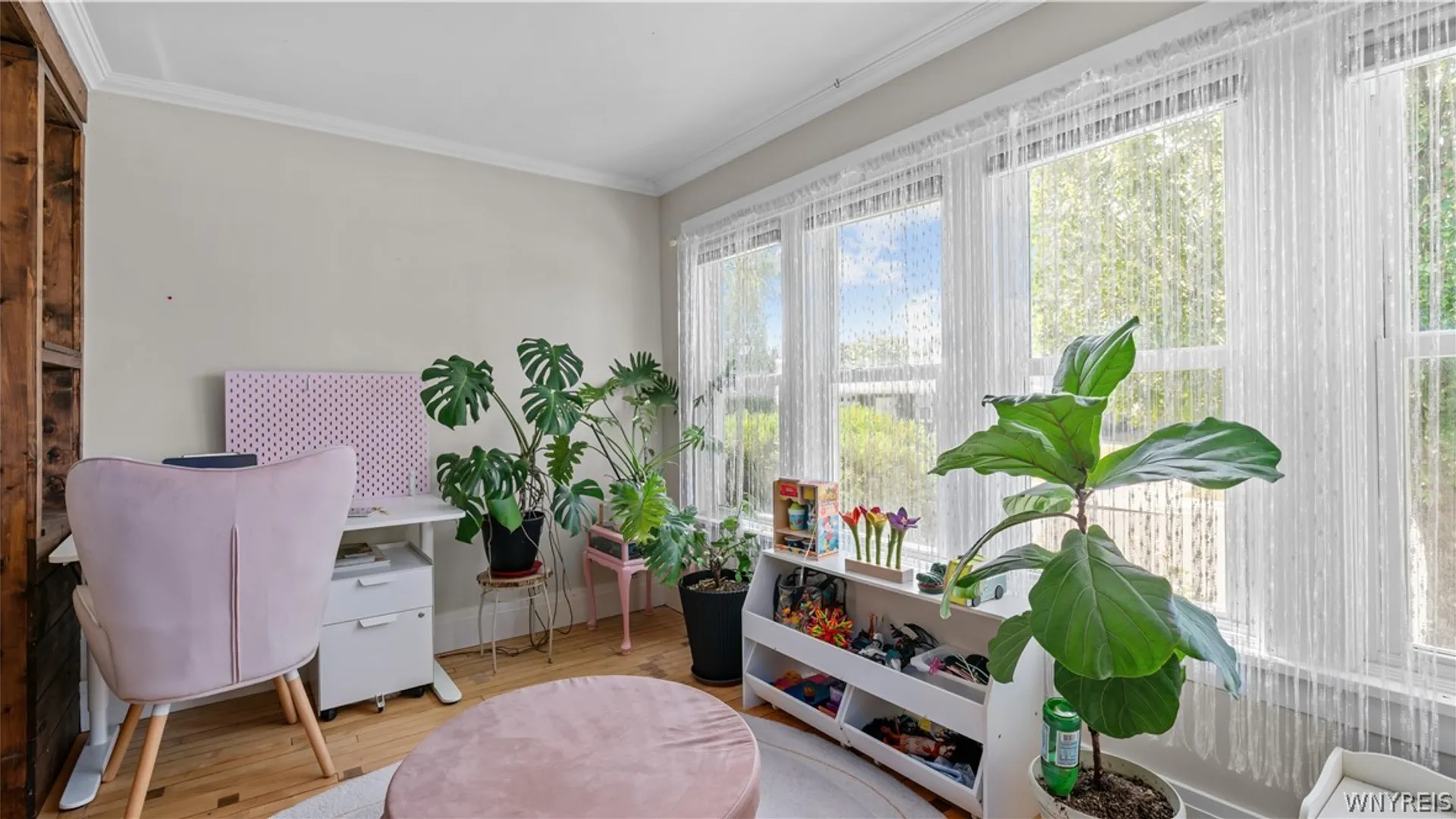 Property at 304 Taunton Place, Buffalo, NY 14216 6