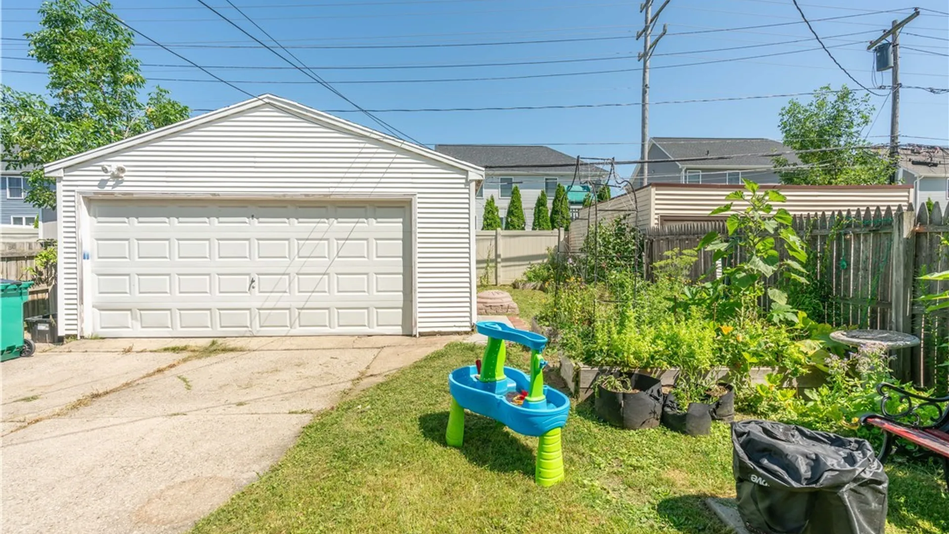 Property at 304 Taunton Place, Buffalo, NY 14216 34