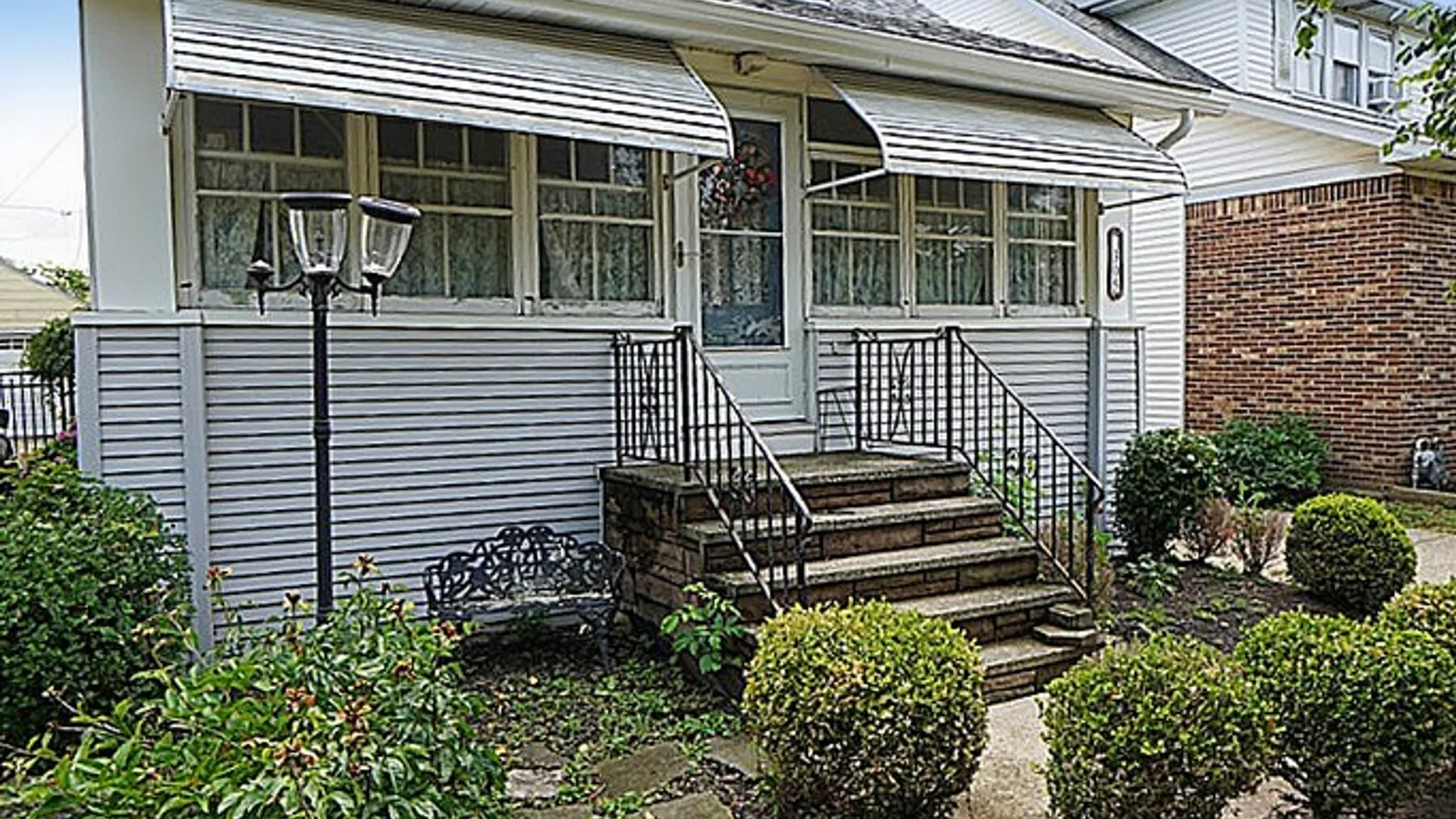 Property at 305 Norwalk Avenue, Buffalo, NY 14216 3