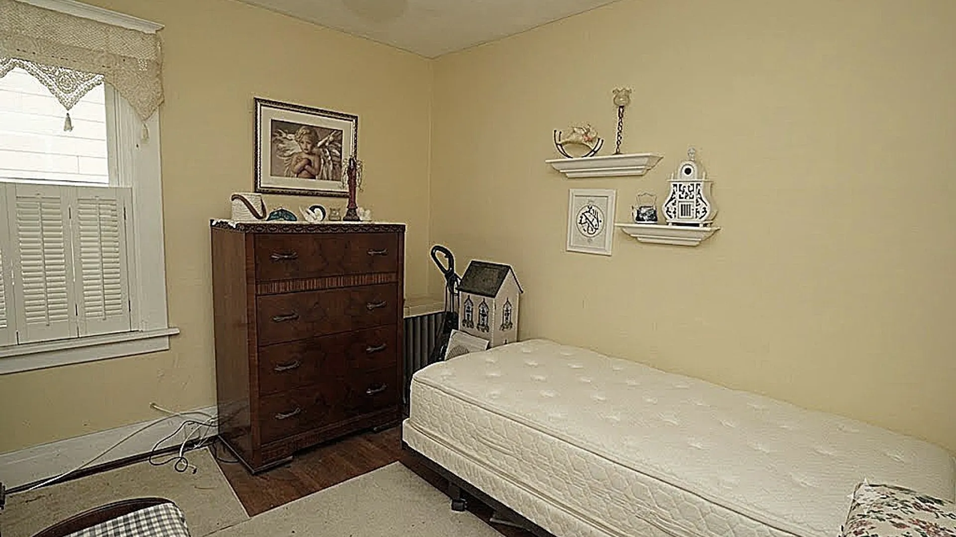 Property at 305 Norwalk Avenue, Buffalo, NY 14216 16