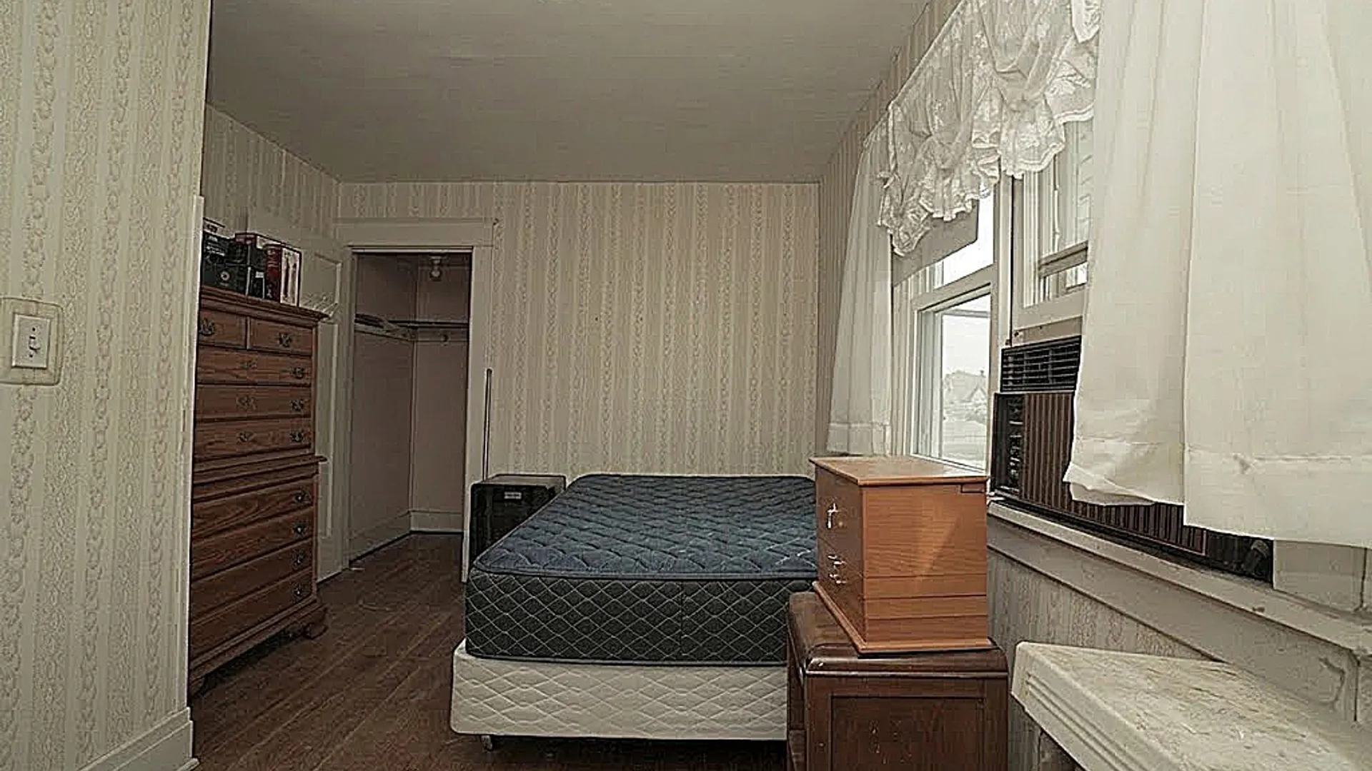 Property at 305 Norwalk Avenue, Buffalo, NY 14216 17