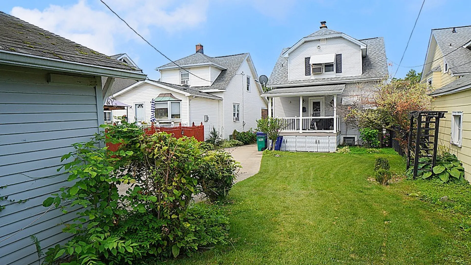Property at 305 Norwalk Avenue, Buffalo, NY 14216 24