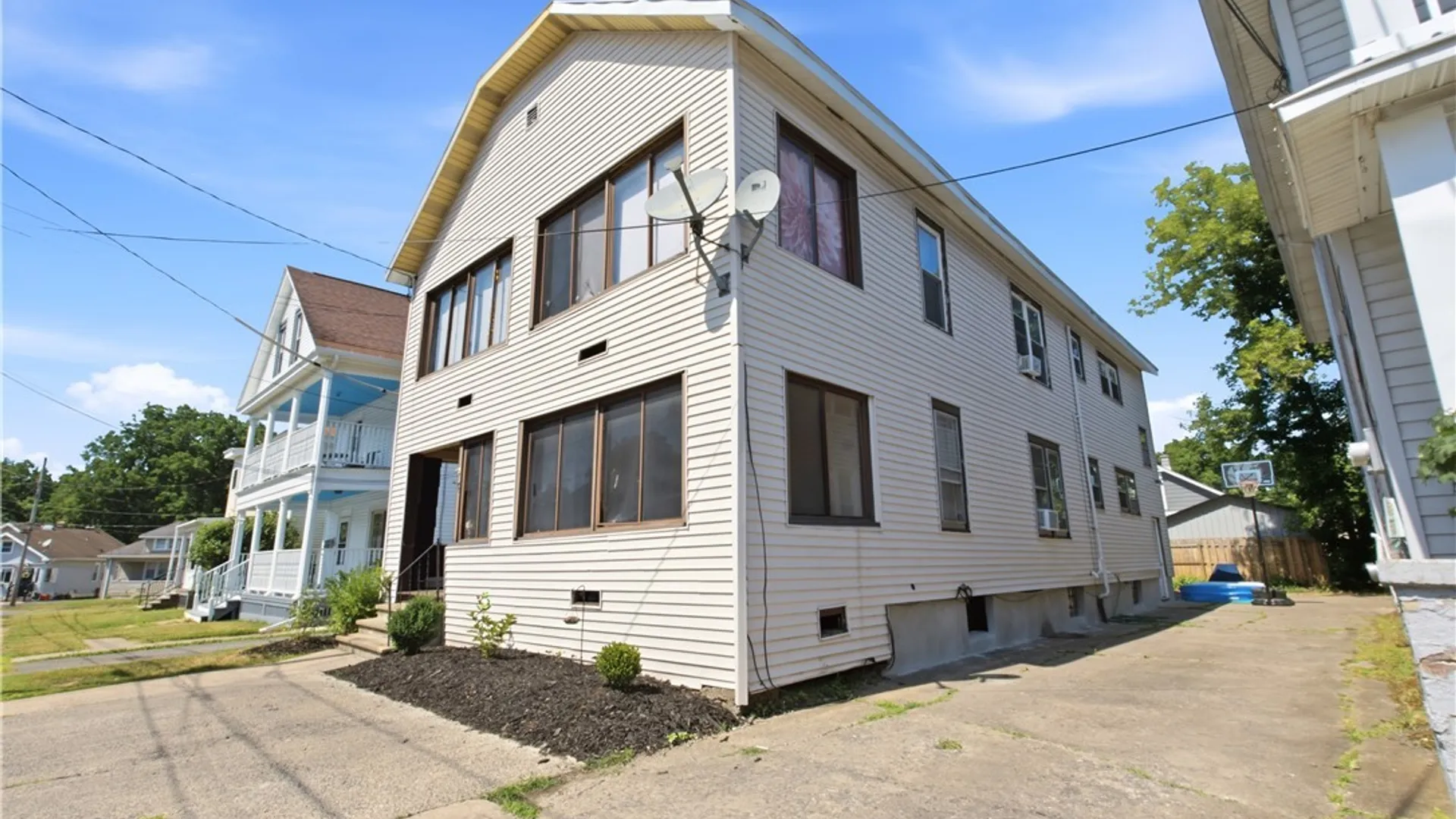 Property at 144-146 Cornwall Avenue, Utica, NY 13502 3