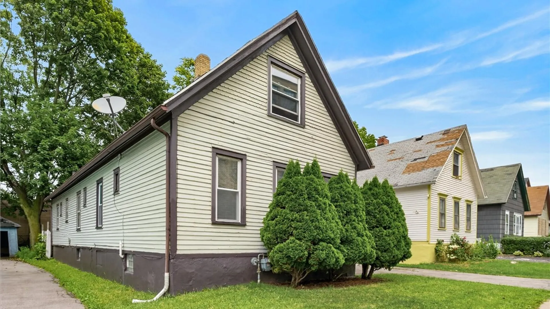 Property at 336 Avenue D, Rochester, NY 14621 2