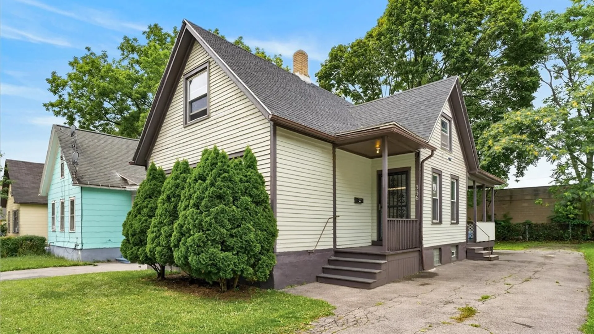 Property at 336 Avenue D, Rochester, NY 14621 3