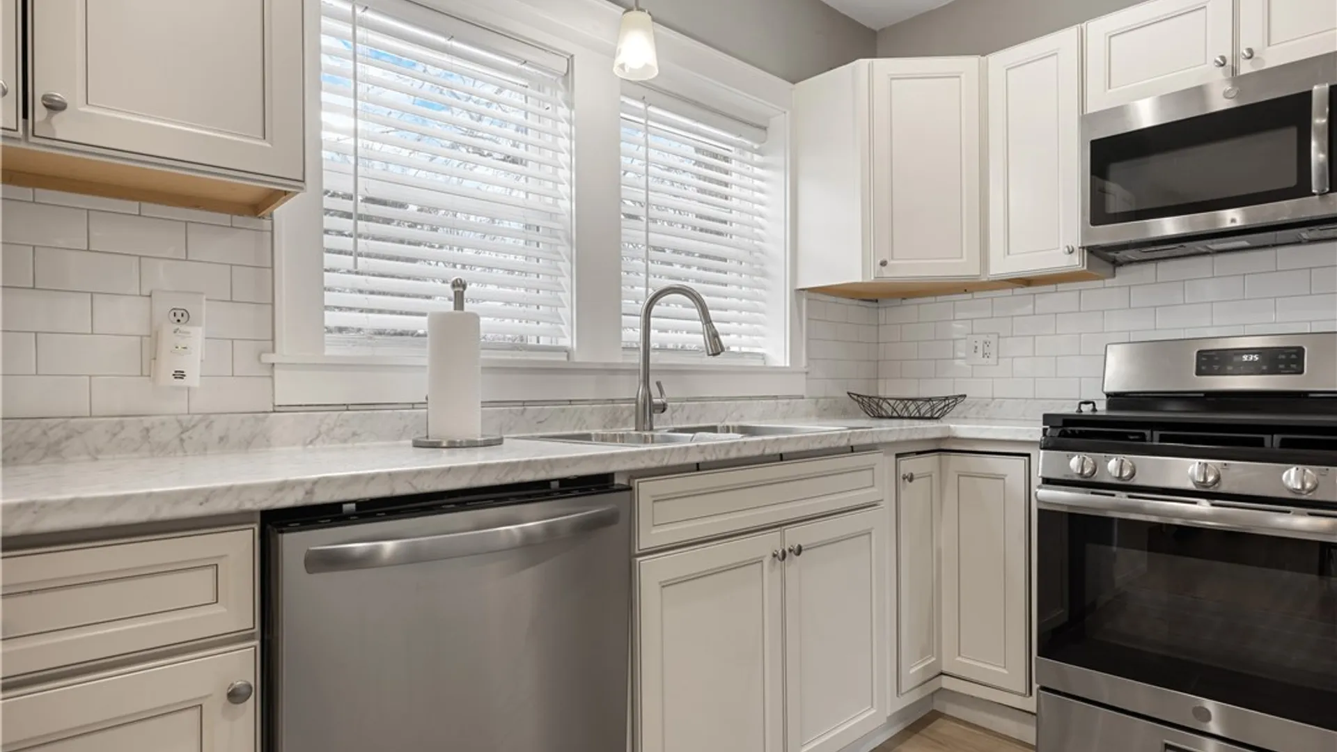 Property at 327 Grant Boulevard, Syracuse, NY 13206 7