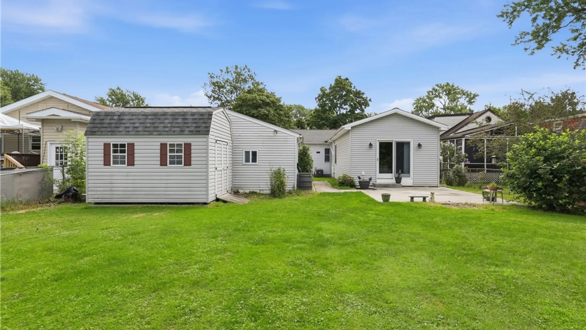 Property at 500 E Stenzil Street, North Tonawanda, NY 14120 23