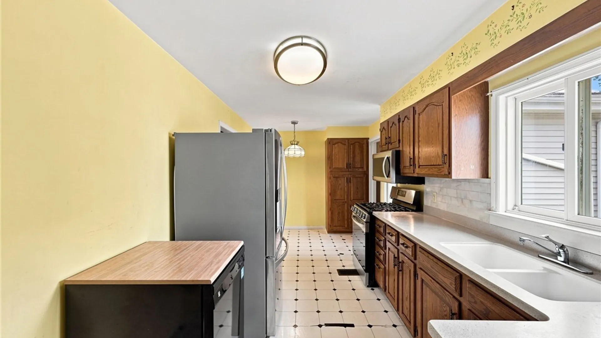 Property at 500 E Stenzil Street, North Tonawanda, NY 14120 10