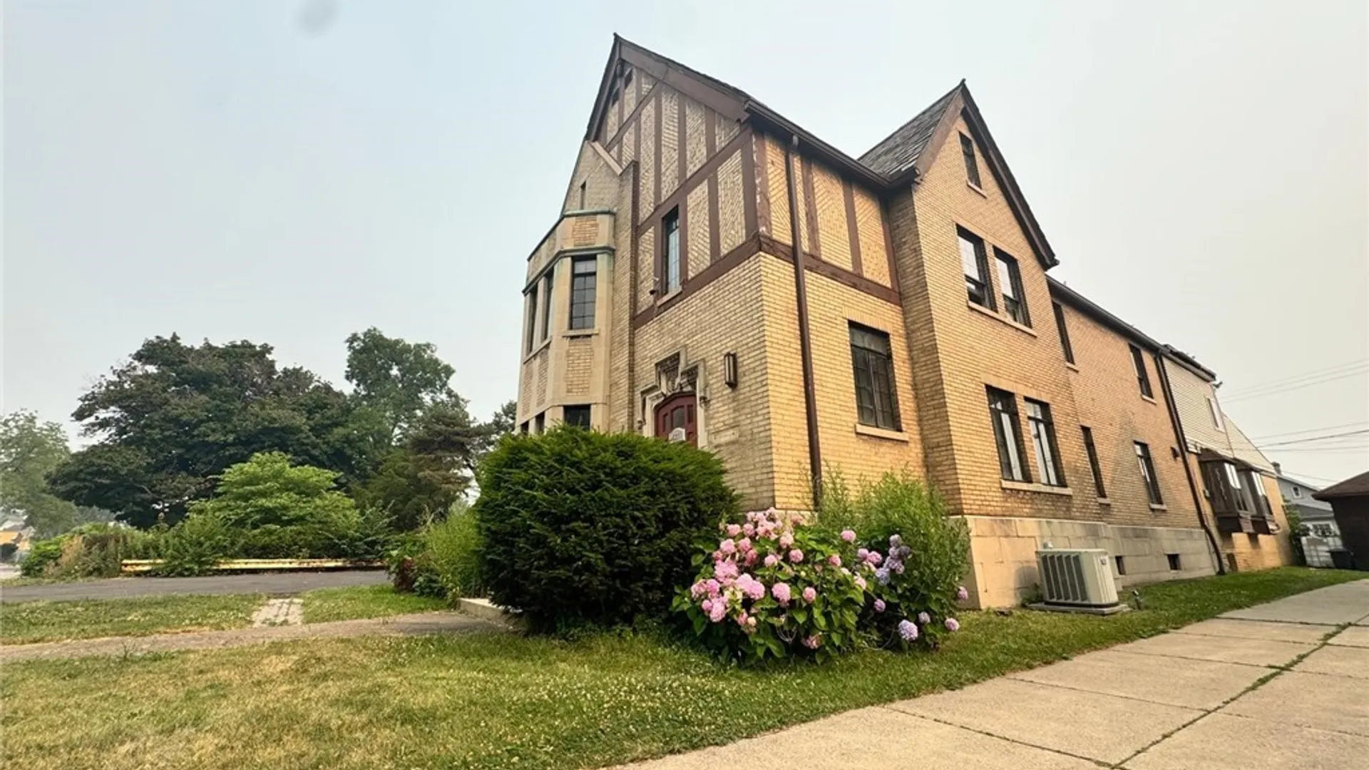 Property at 561 Ridge Suite 6 Road, Lackawanna, NY 14218 9