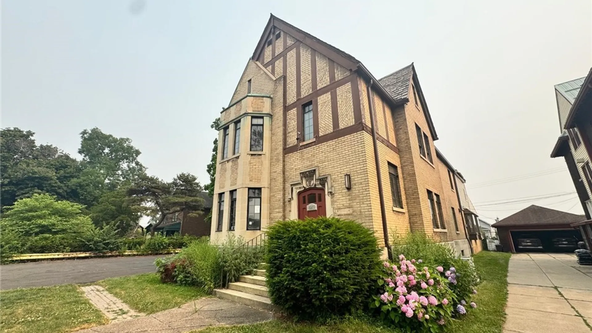 Property at 561 Ridge Suite 6 Road, Lackawanna, NY 14218 11