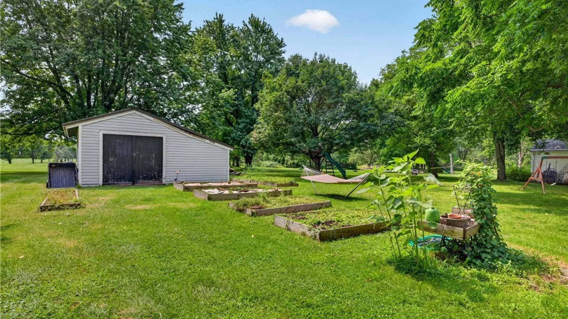 Property at 3916 Lockport Road, Wheatfield, NY 14132 34