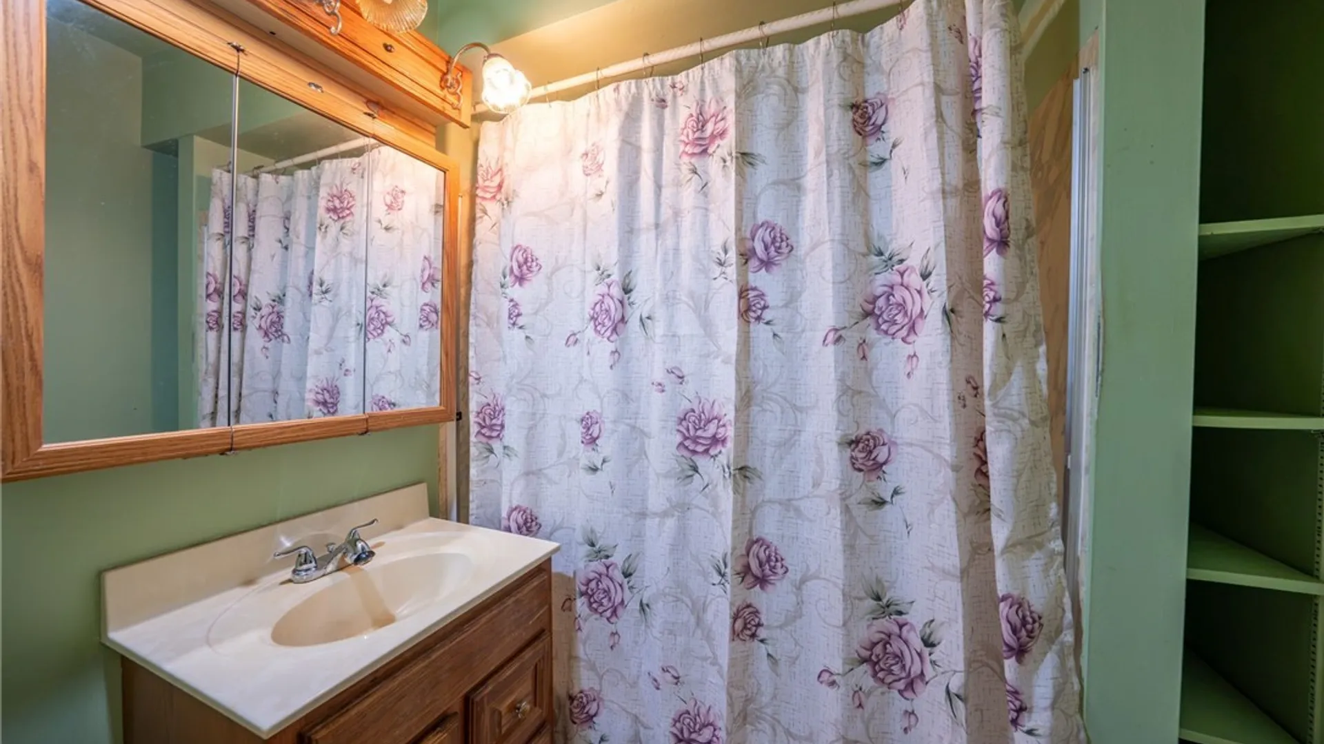 Property at 26 Modern Avenue, Lackawanna, NY 14218 13