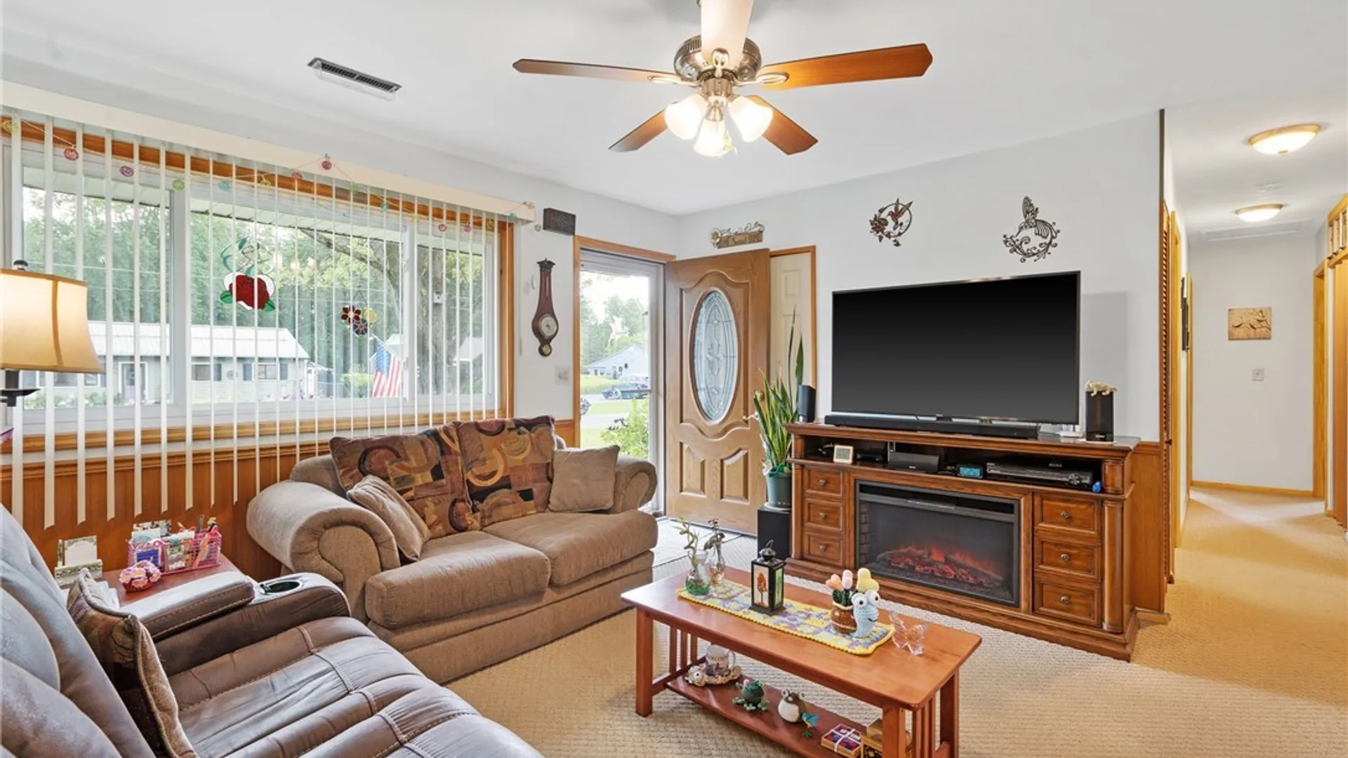 Property at 7903 Eisenhower Boulevard, Cicero, NY 13030 10