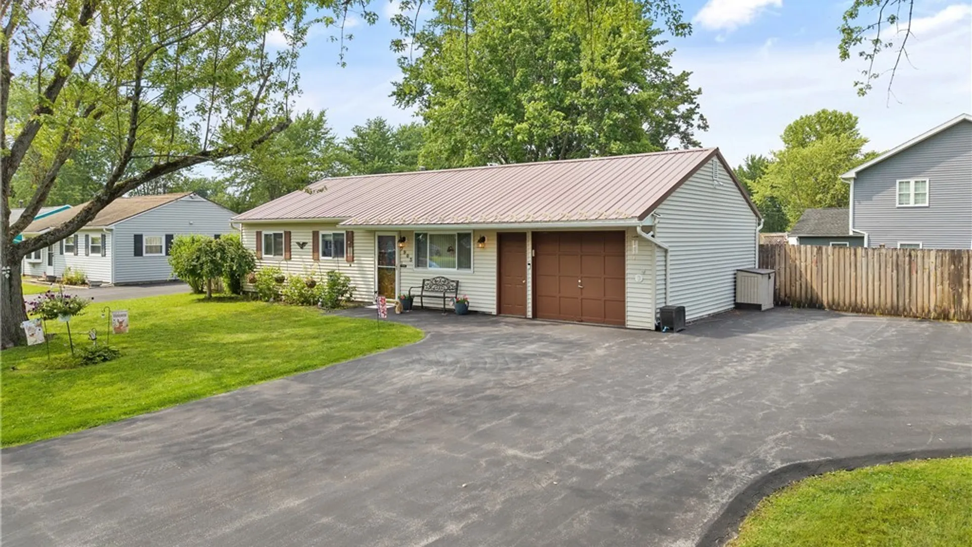Property at 7903 Eisenhower Boulevard, Cicero, NY 13030 2