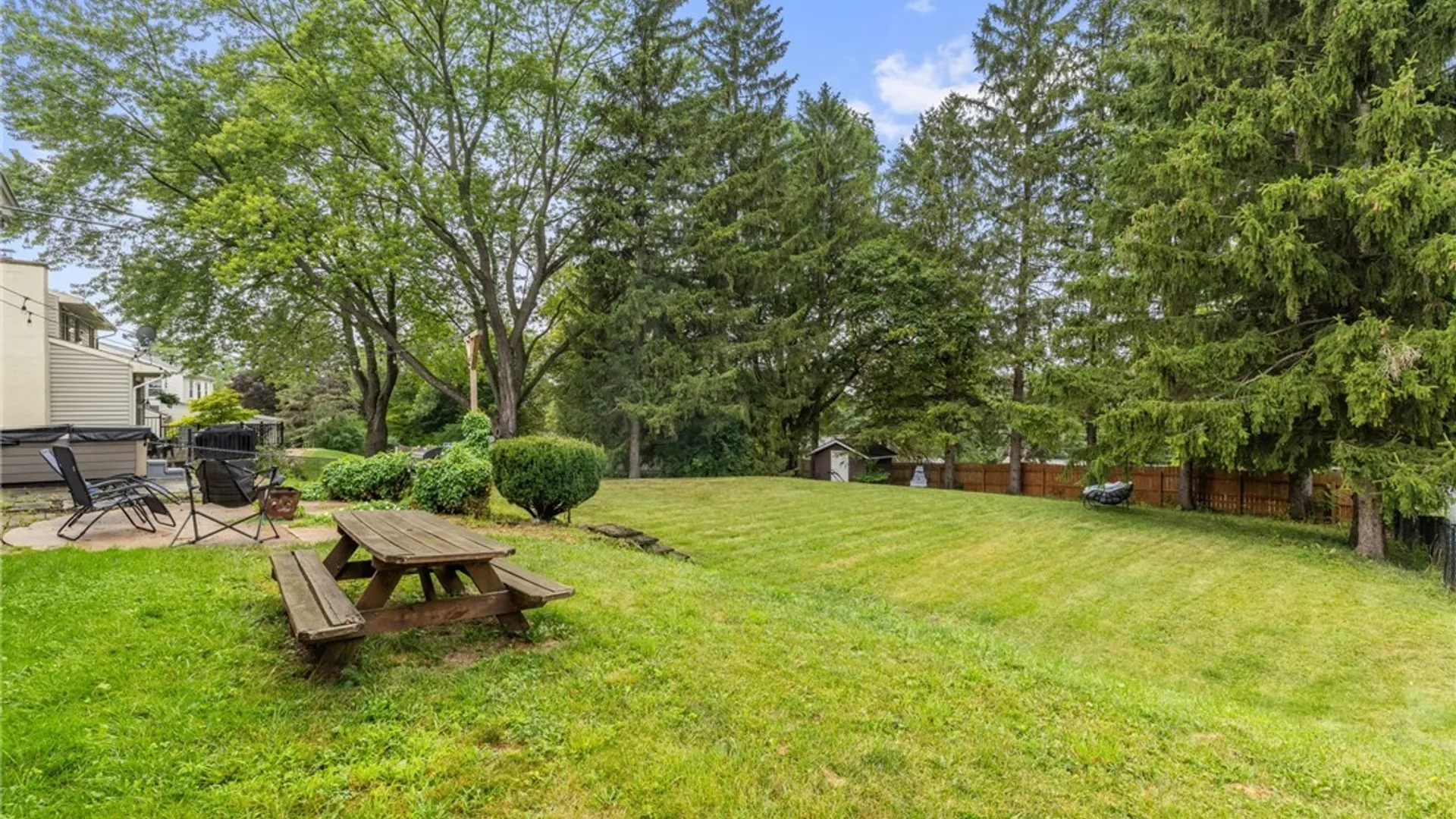 Property at 111 Hillside, Camillus, NY 13031 40