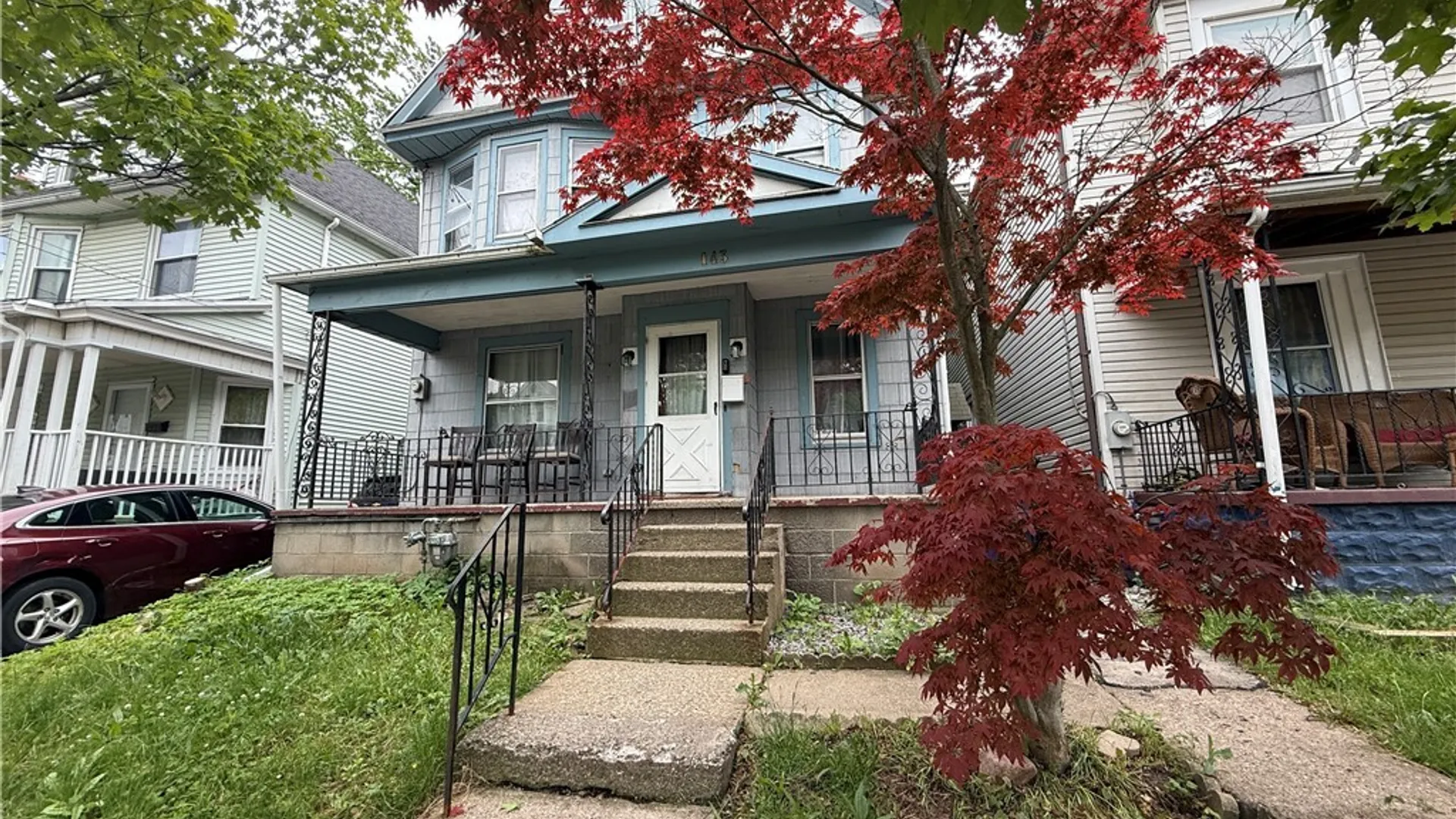 Property at 143 Riverside Avenue, Buffalo, NY 14207 3