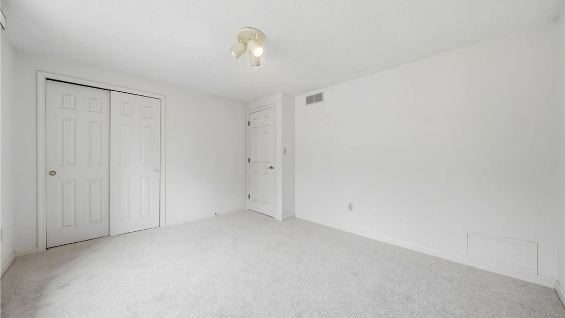 Property at 66 Windsong Court, Amherst, NY 14051 28