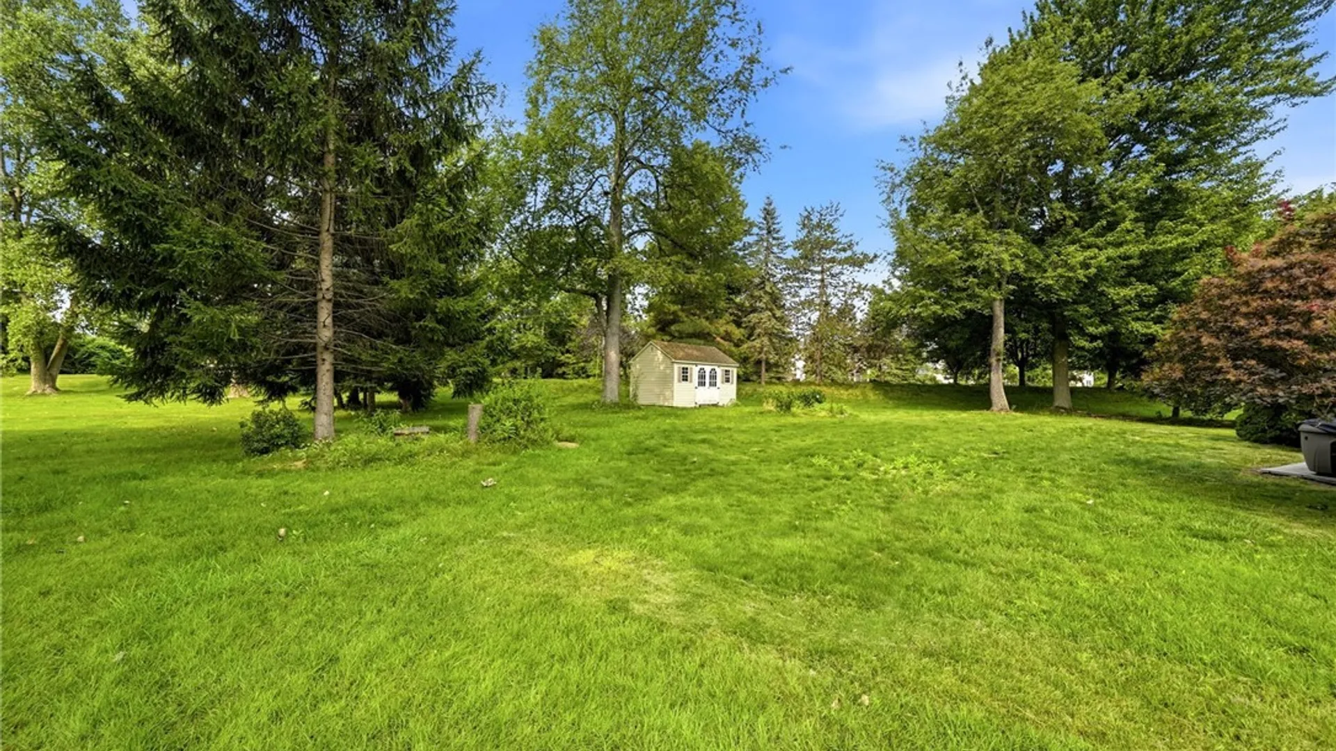 Property at 66 Windsong Court, Amherst, NY 14051 44