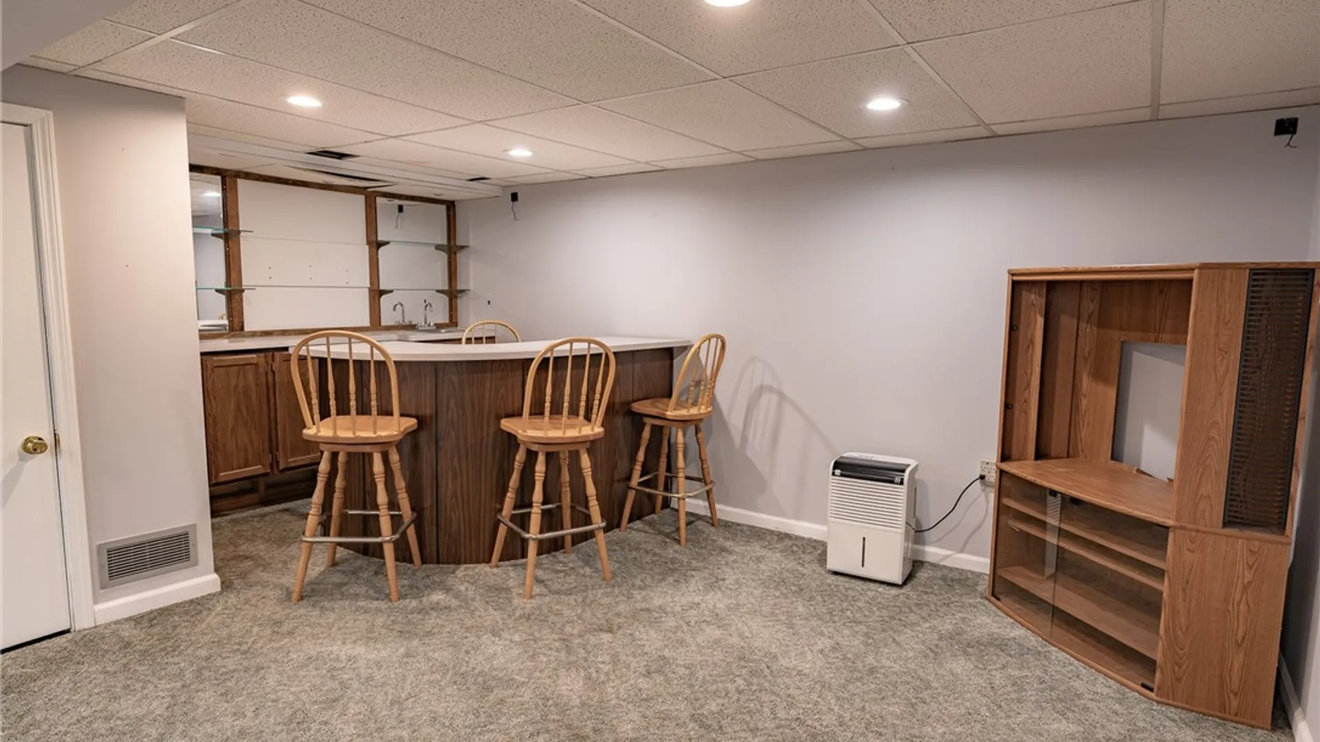 Property at 196 Youngs Ave, Gates, NY 14606 28