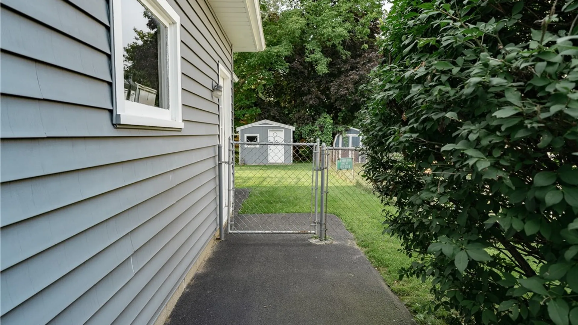 Property at 196 Youngs Ave, Gates, NY 14606 34