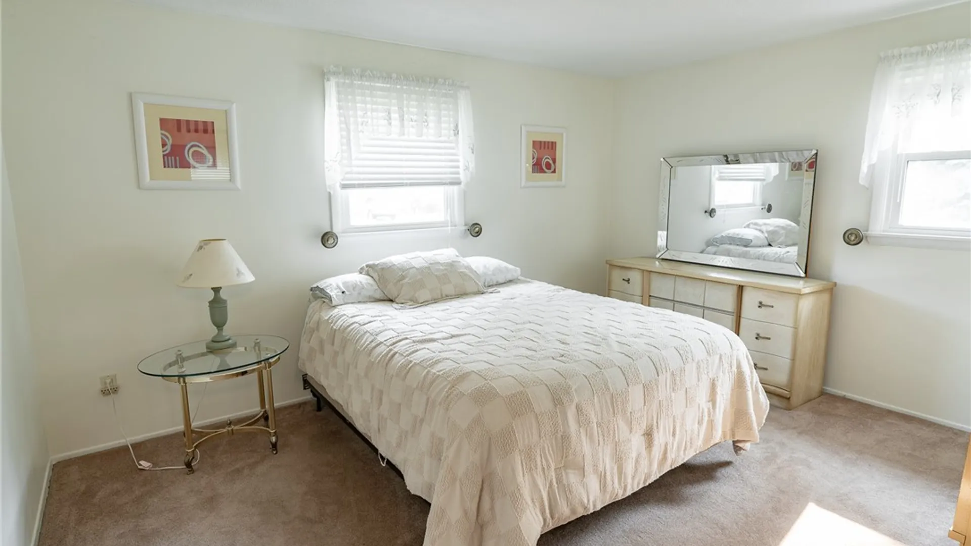 Property at 196 Youngs Ave, Gates, NY 14606 12
