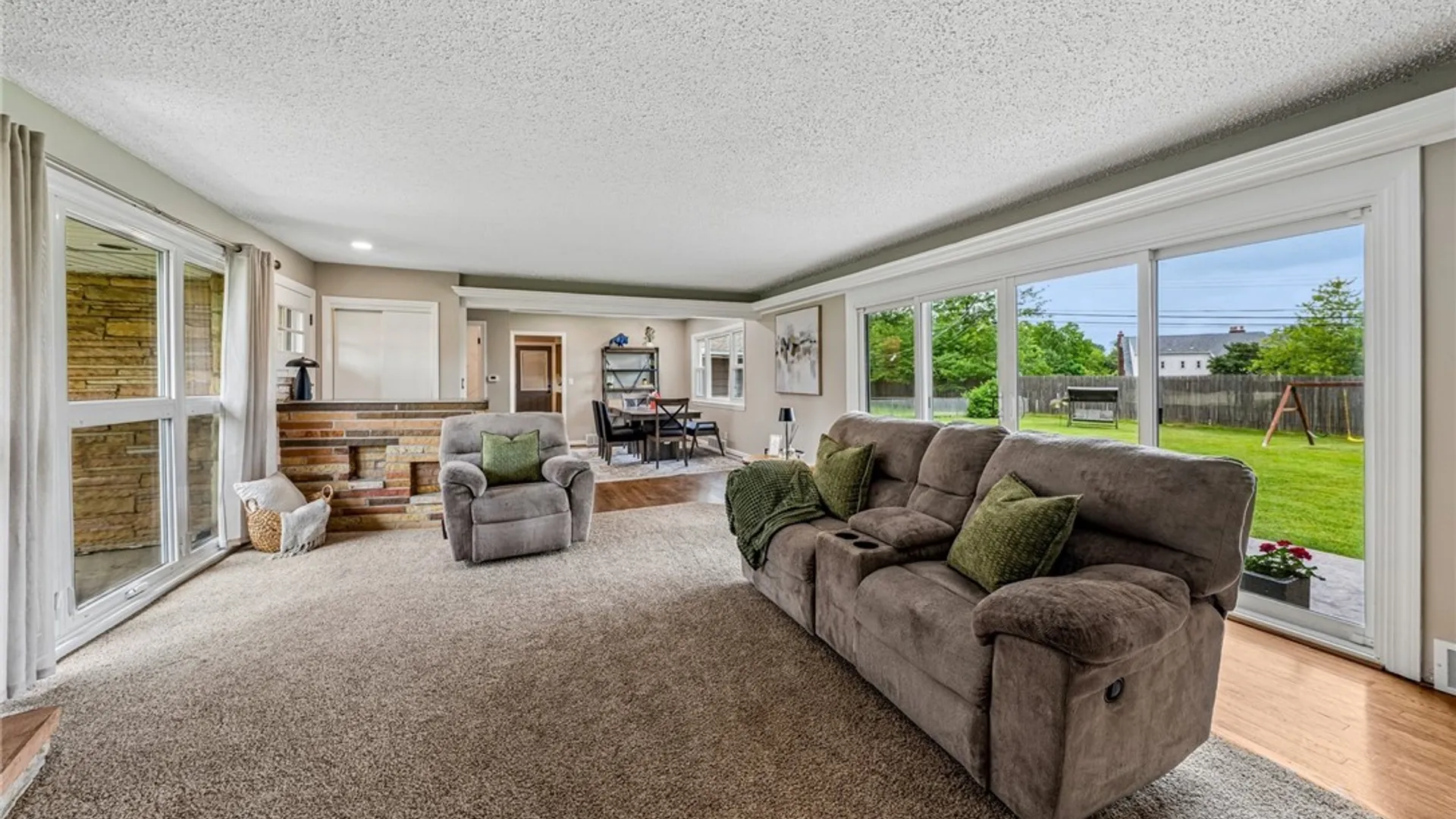 Property at 75 Morgan Parkway, Amherst, NY 14221 5