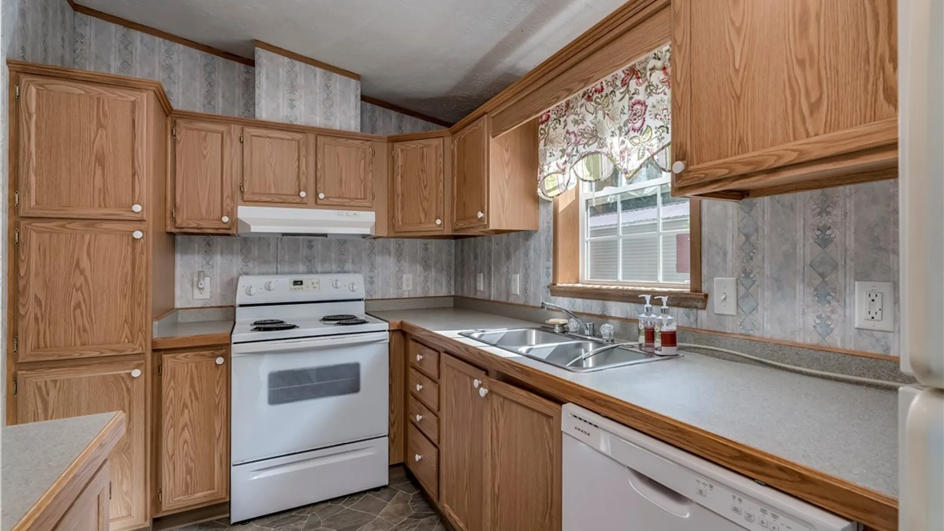 Property at 933 Leray   #77 Street, Watertown City, NY 13601 16