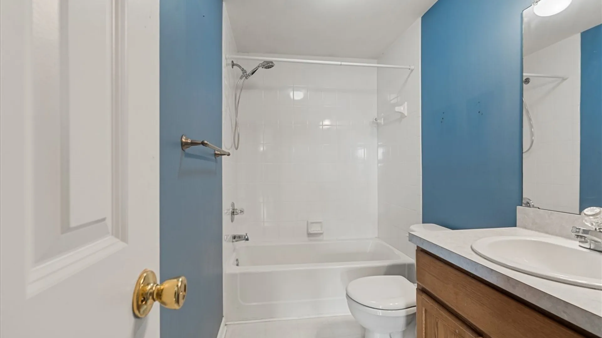 Property at 8739 Raulli Drive, Cicero, NY 13039 25