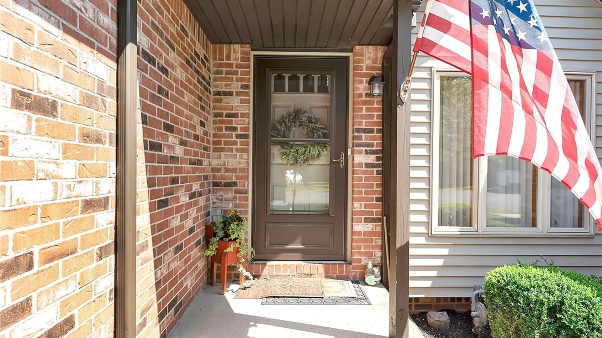 Property at 15 In The Woods Lane, West Seneca, NY 14224 4