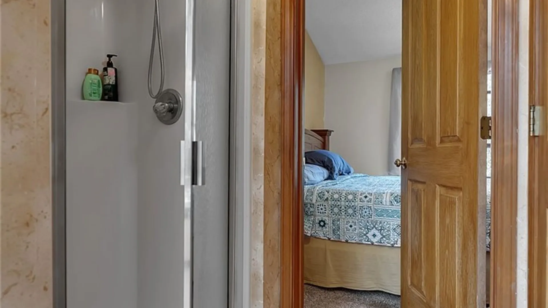 Property at 15 In The Woods Lane, West Seneca, NY 14224 31