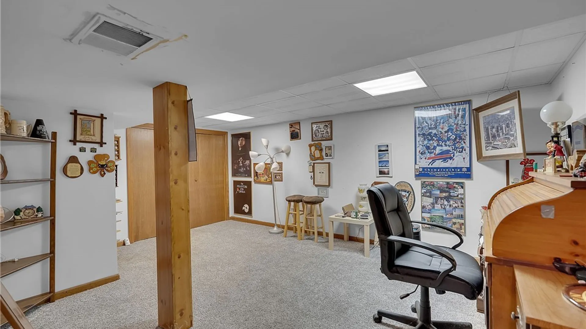 Property at 15 In The Woods Lane, West Seneca, NY 14224 41
