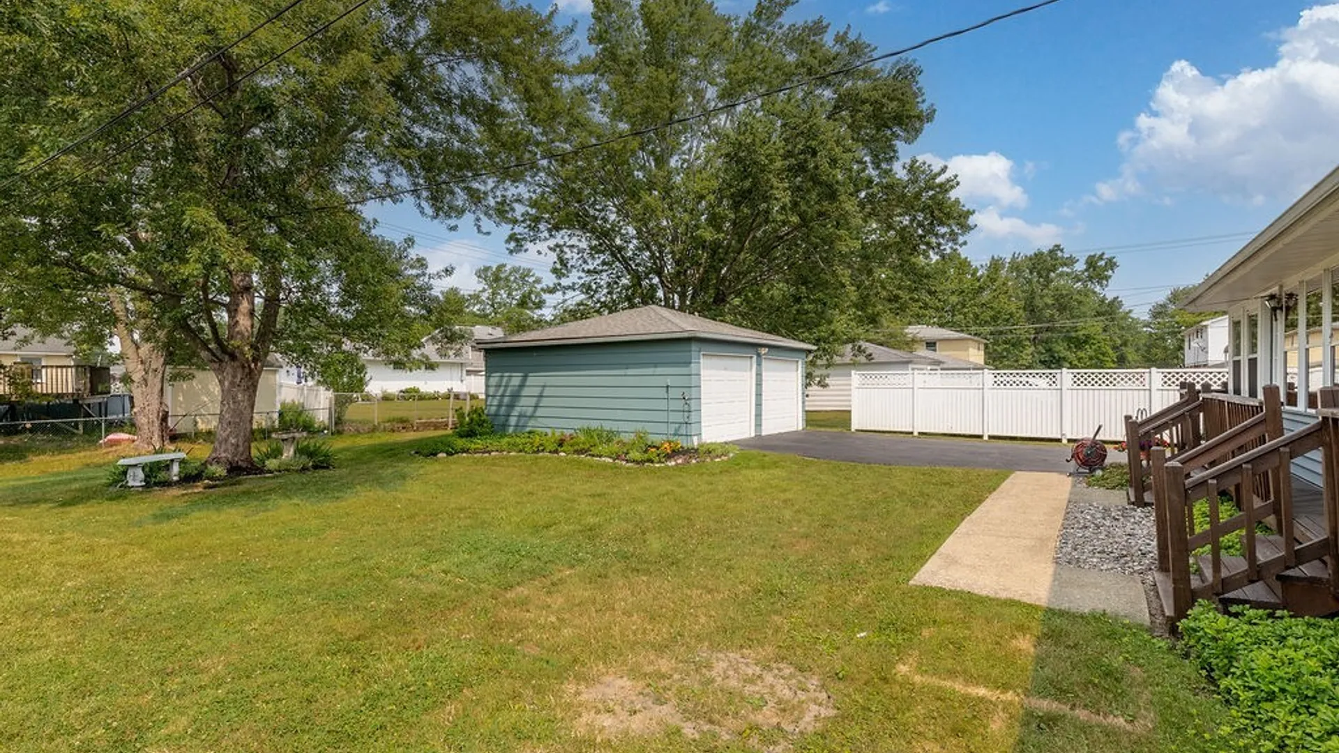 Property at 92 French Lea Road, West Seneca, NY 14224 44