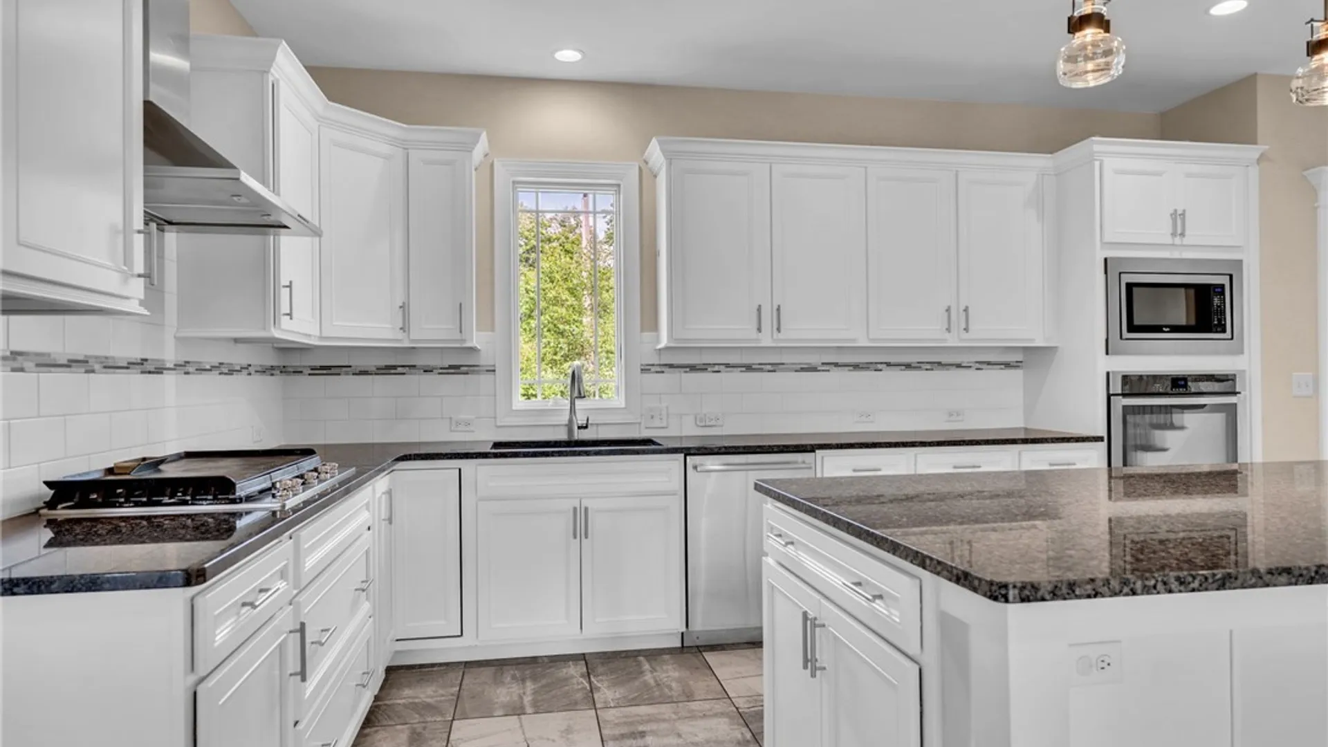 Property at 6021 Wexford Manor, Clarence, NY 14032 9