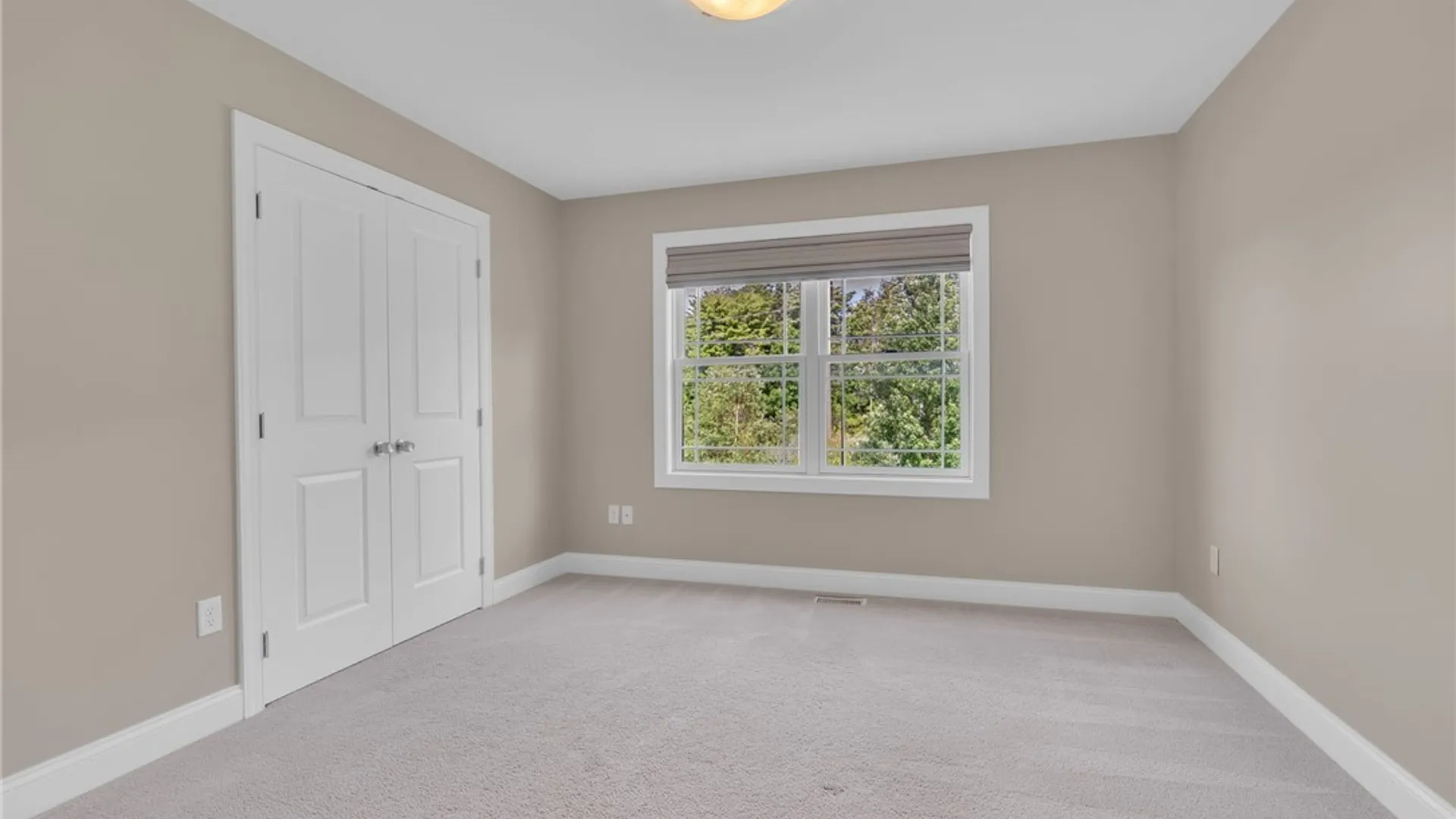 Property at 6021 Wexford Manor, Clarence, NY 14032 29