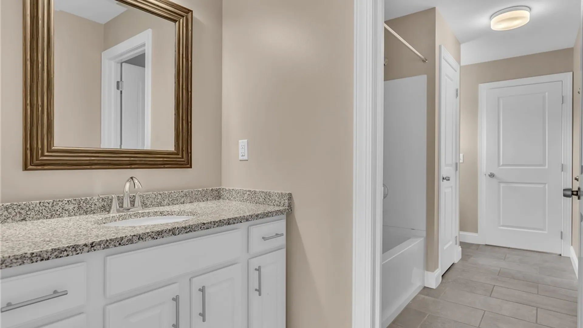 Property at 6021 Wexford Manor, Clarence, NY 14032 30