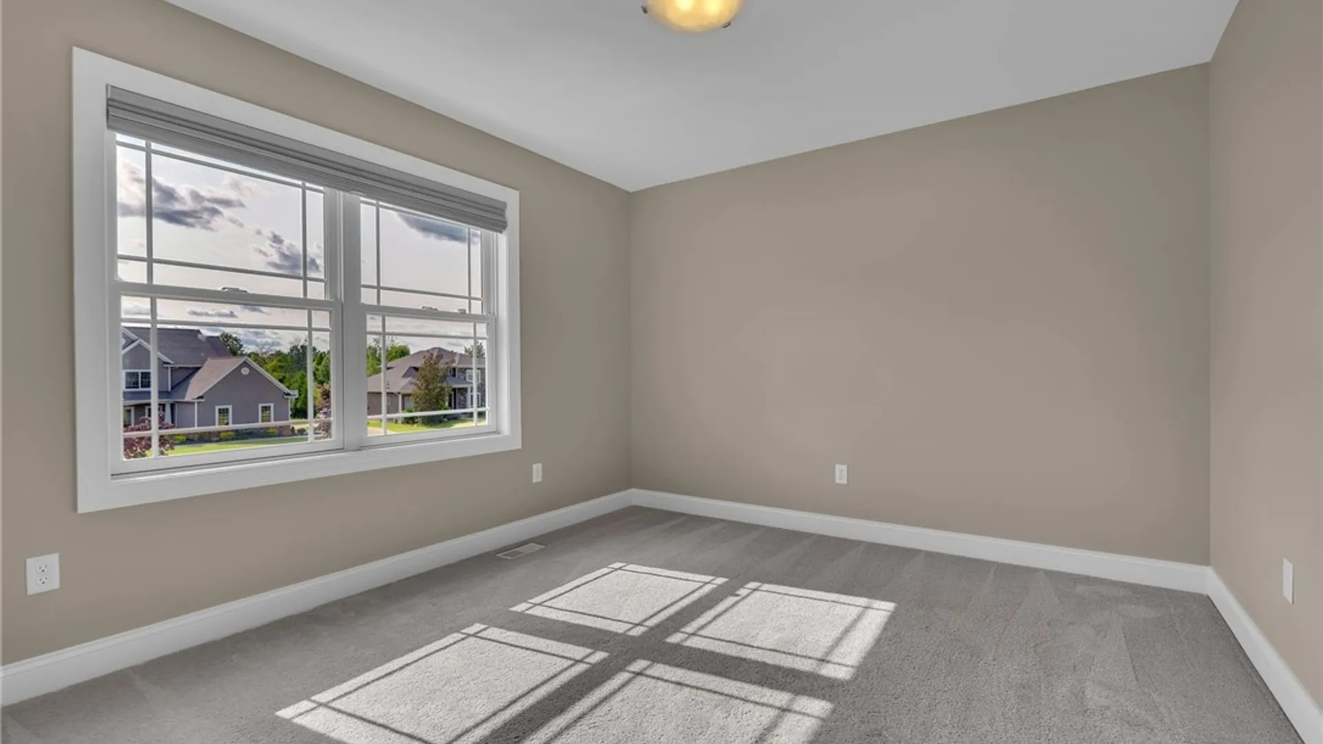 Property at 6021 Wexford Manor, Clarence, NY 14032 31