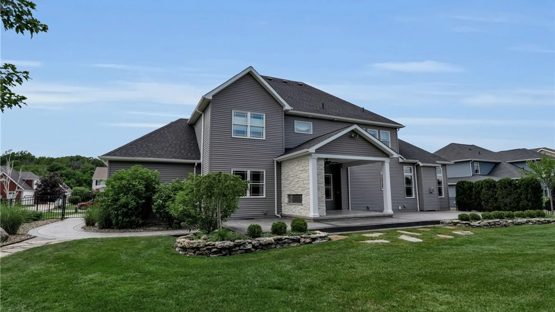 Property at 6021 Wexford Manor, Clarence, NY 14032 38