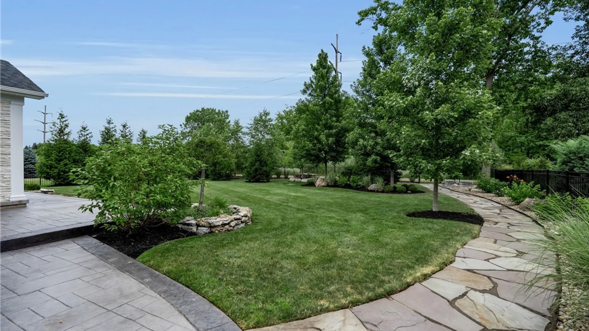 Property at 6021 Wexford Manor, Clarence, NY 14032 44