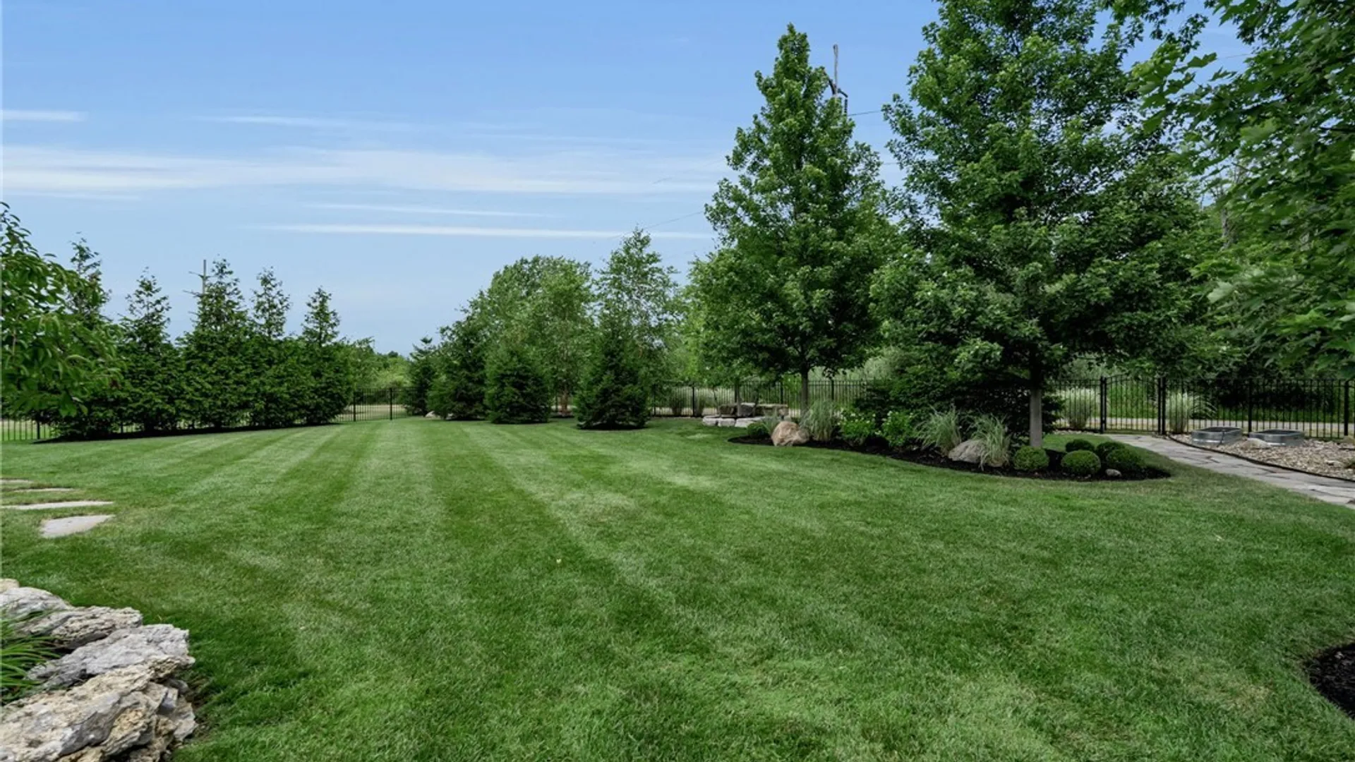 Property at 6021 Wexford Manor, Clarence, NY 14032 45