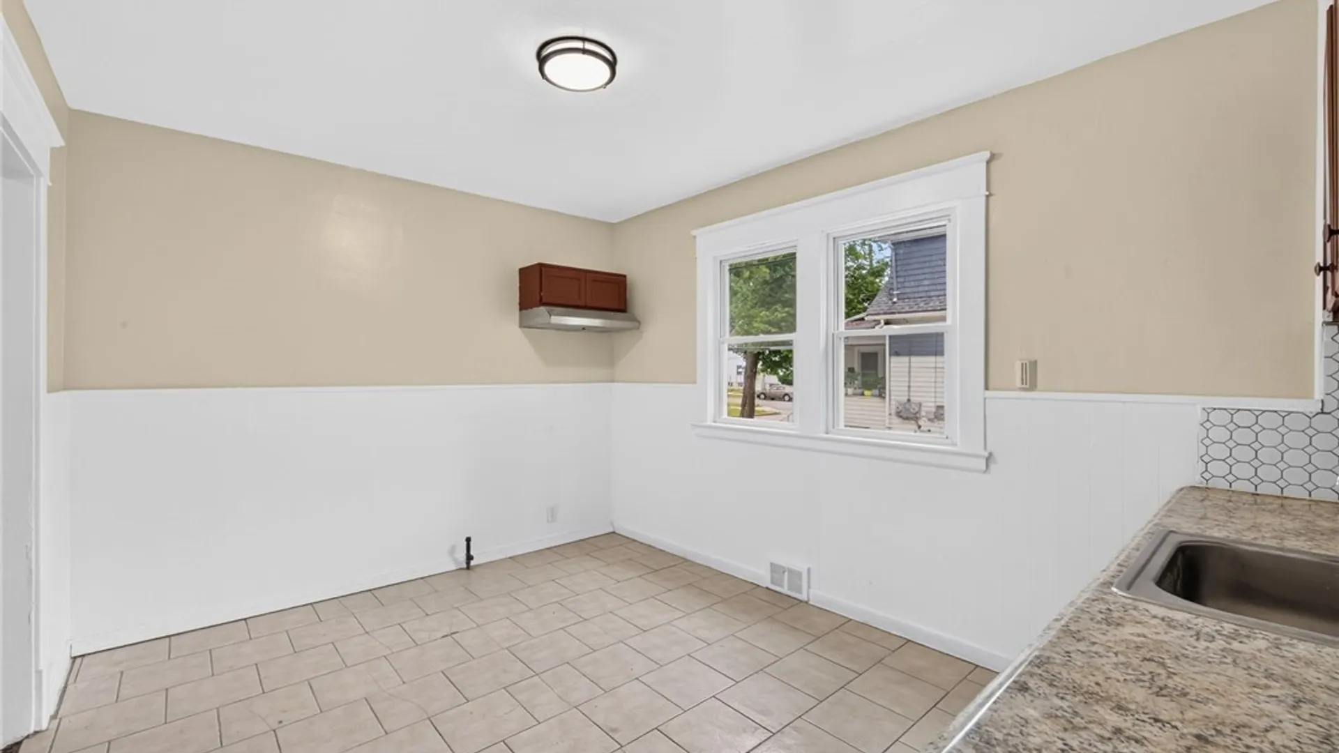 Property at 55 Stevens Avenue, Buffalo, NY 14215 17
