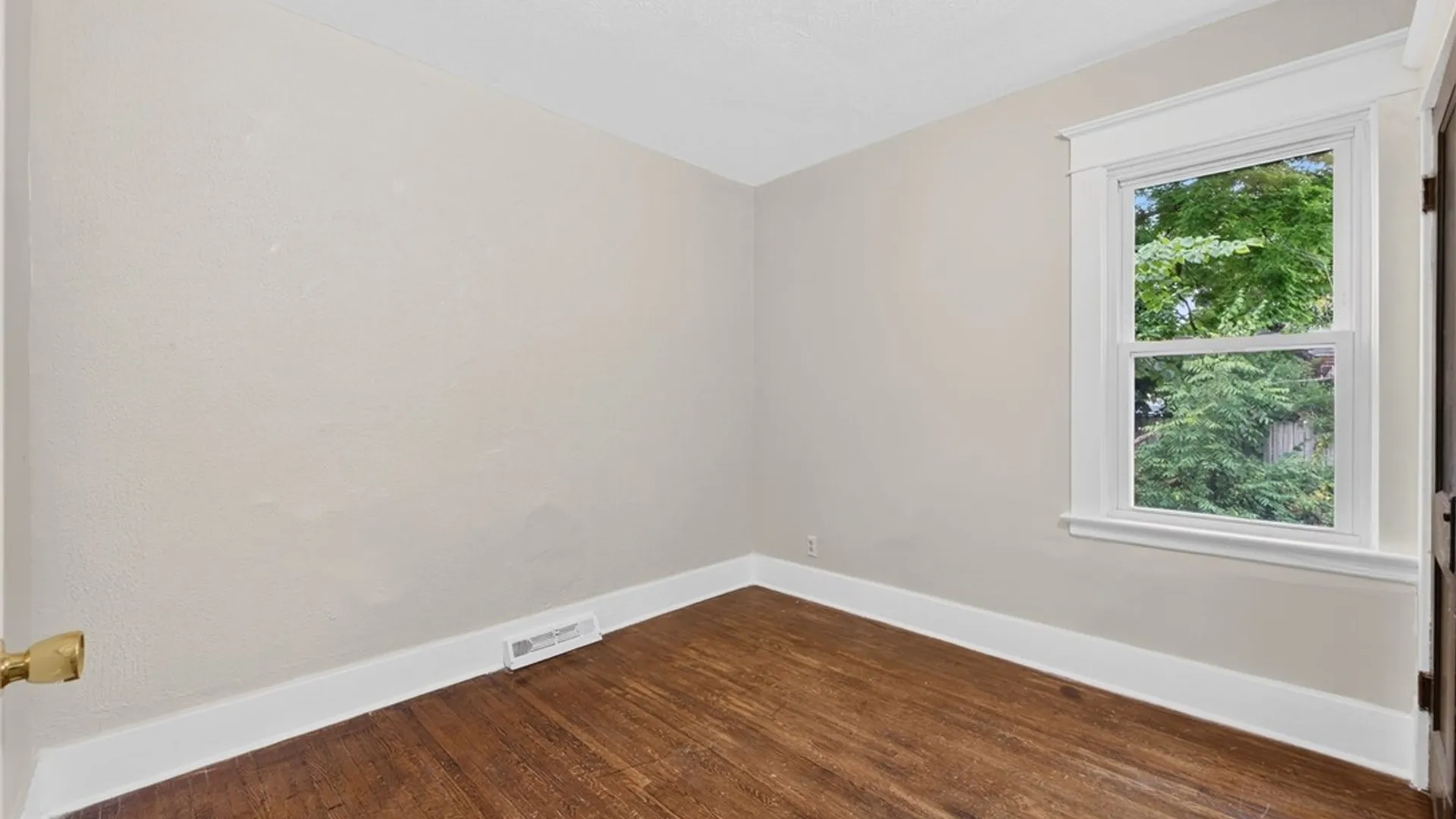 Property at 55 Stevens Avenue, Buffalo, NY 14215 23