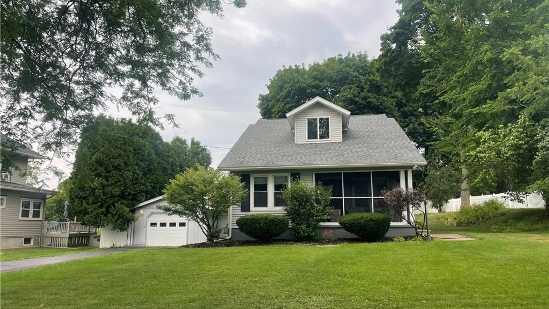 Property at 118 W Hamilton Avenue, Sherrill, NY 13461 2