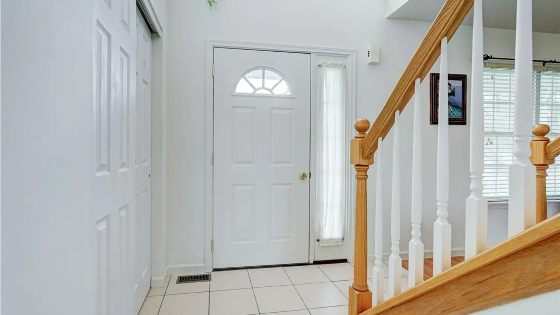 Property at 46 Aston Villa, Chili, NY 14514 6