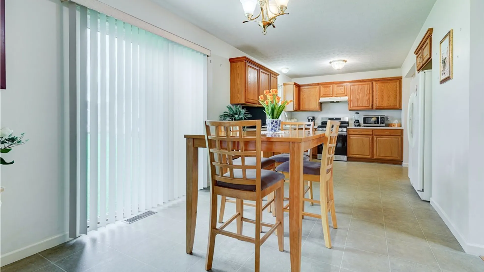 Property at 46 Aston Villa, Chili, NY 14514 17