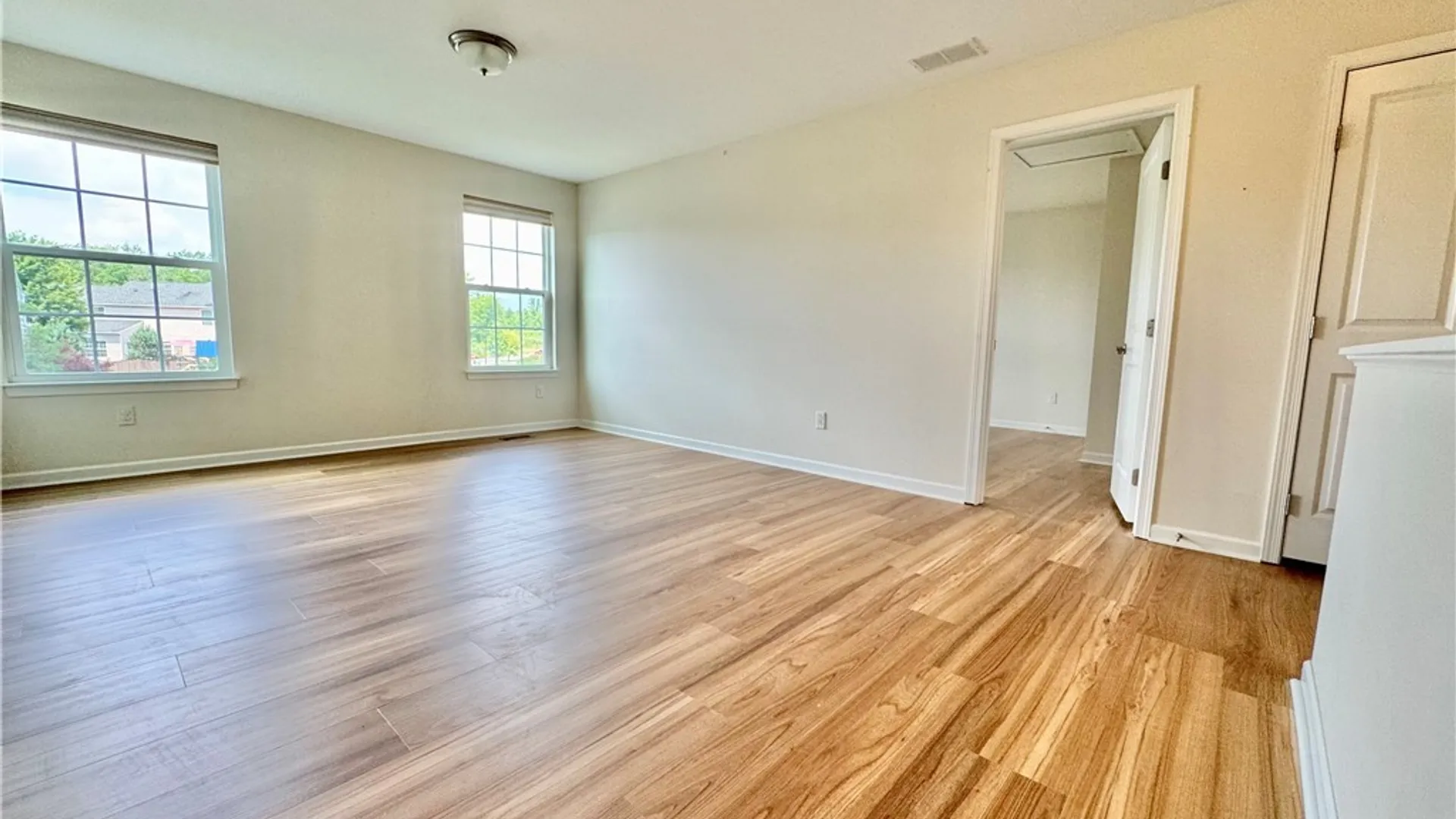 Property at 101 Rising Crest Circle, Manlius, NY 13116 19
